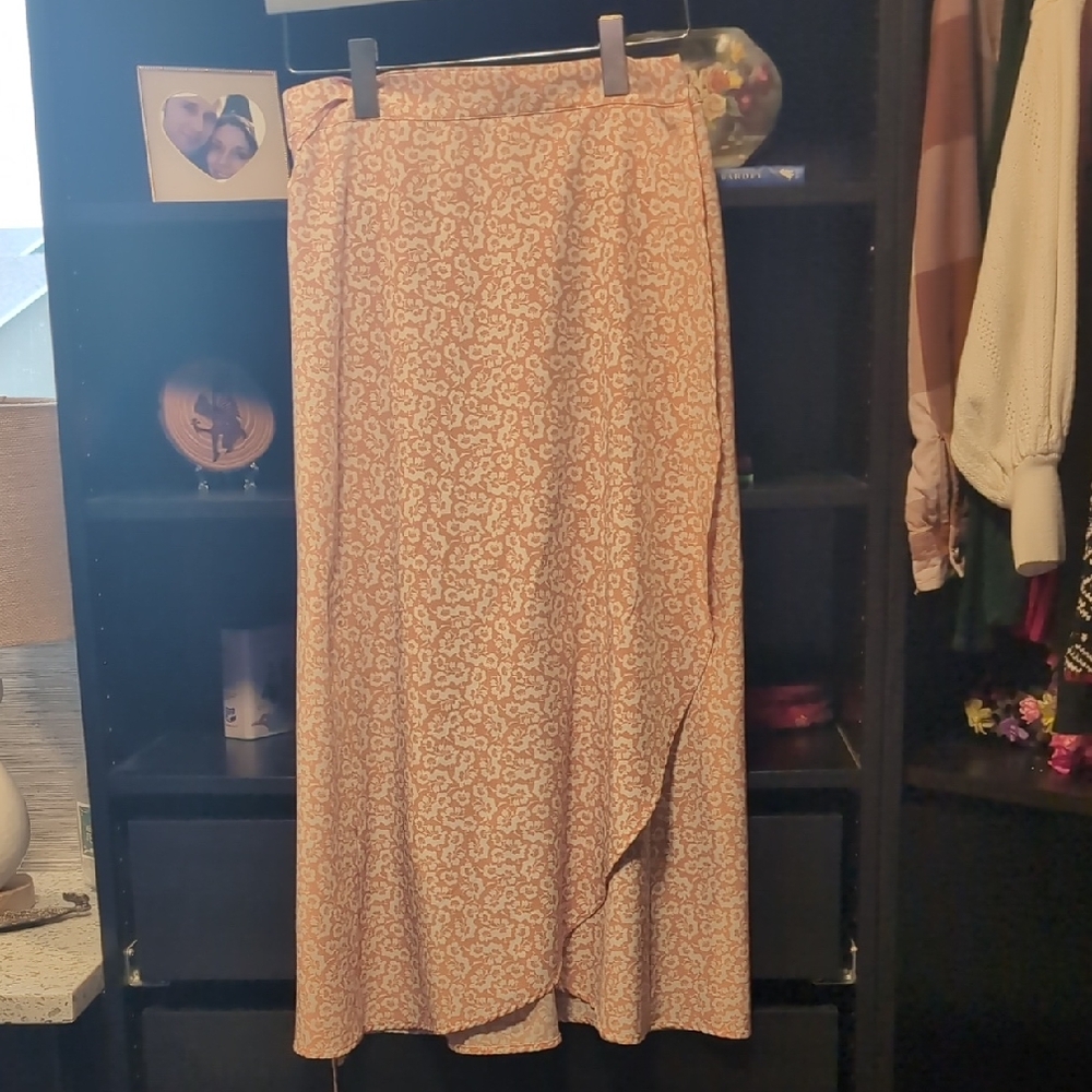 summer & rose Peach Floral Midi Skirt